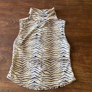 Tiger print blouse size M
